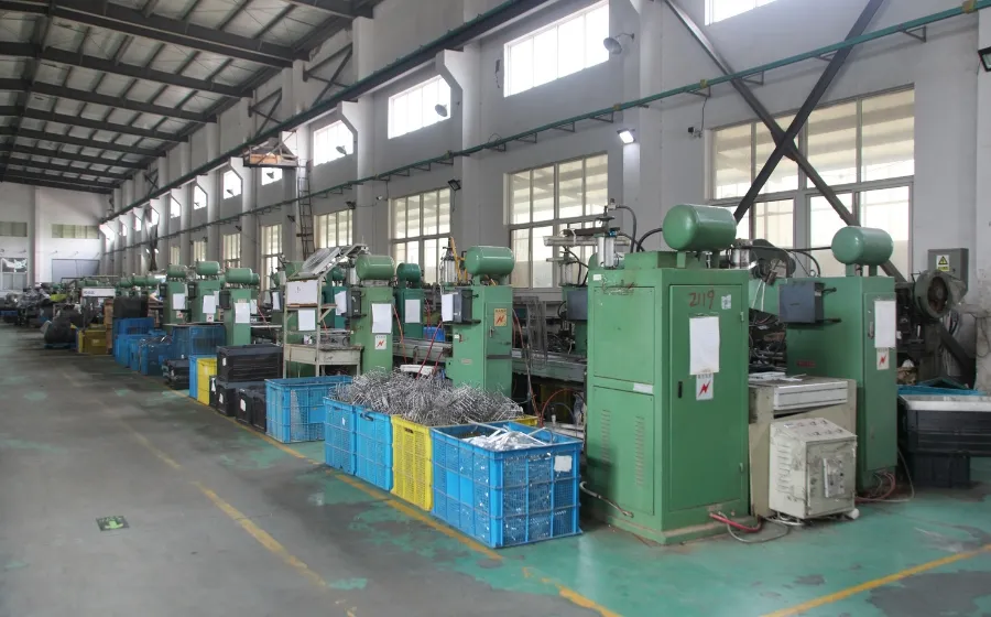 New Leader Cleaning Tool Manufacturing Press 3